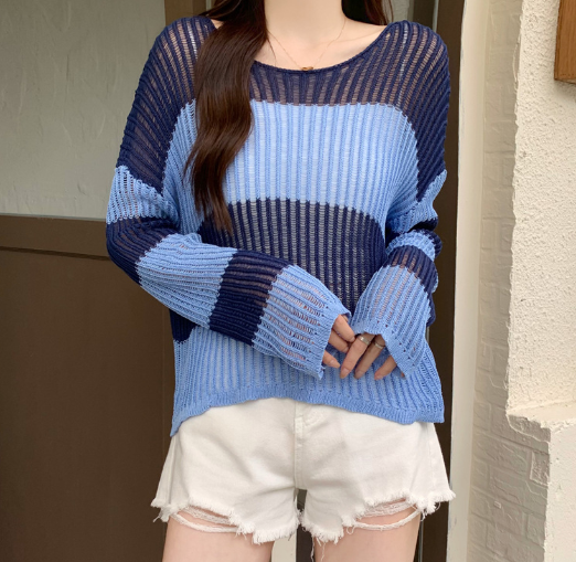 Sweater Image 3