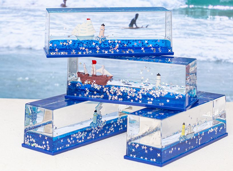 One Piece Thousand Sunny Fluid Drift Bottle