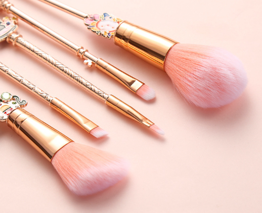 Rose Gold Alice Makeup Brush