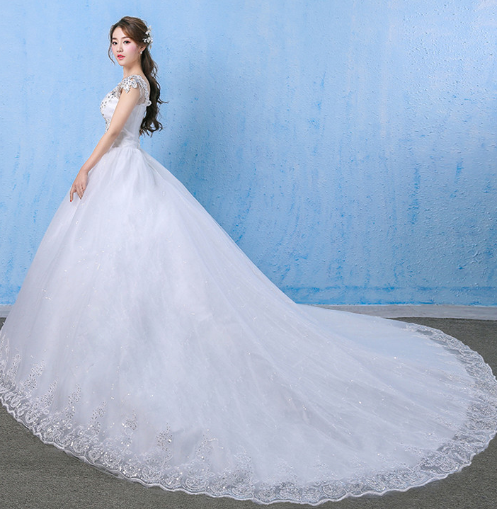 Luxury Spark Wedding Dress V-Neck Lace Appliques Rhinestone Bride Gowns 2024 Open Back Cap Sleeve Beach vestidos de novia