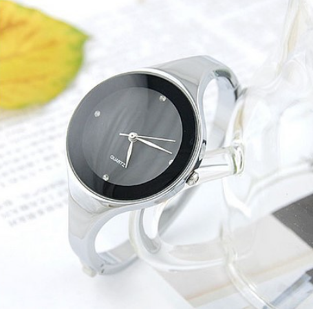 Stylish Quartz Wristwatch