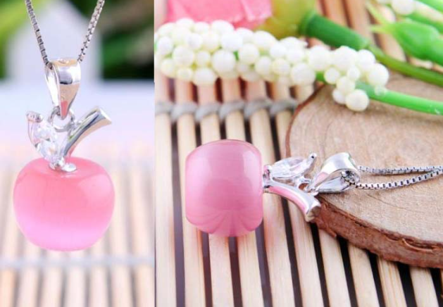 Moonstone Pendant Pink