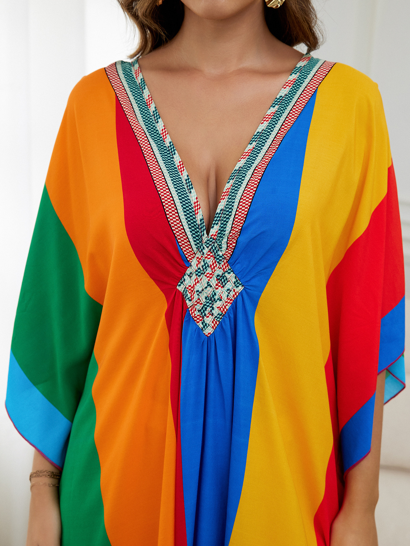 Color-Blocked Dress Image 3