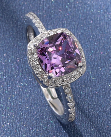 Stylish Women's Ring