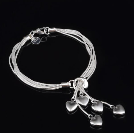 Heart Pendant Bracelet Image 1
