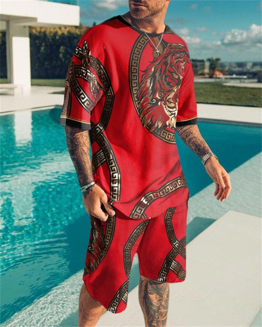 Men's Suit Image 4