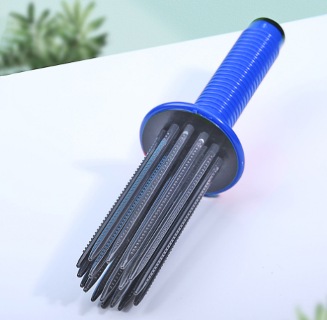 Close-up of Air Volume Comb features