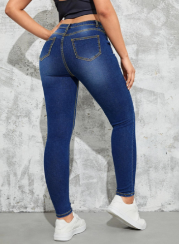 High Waist Skinny Jeans Detail