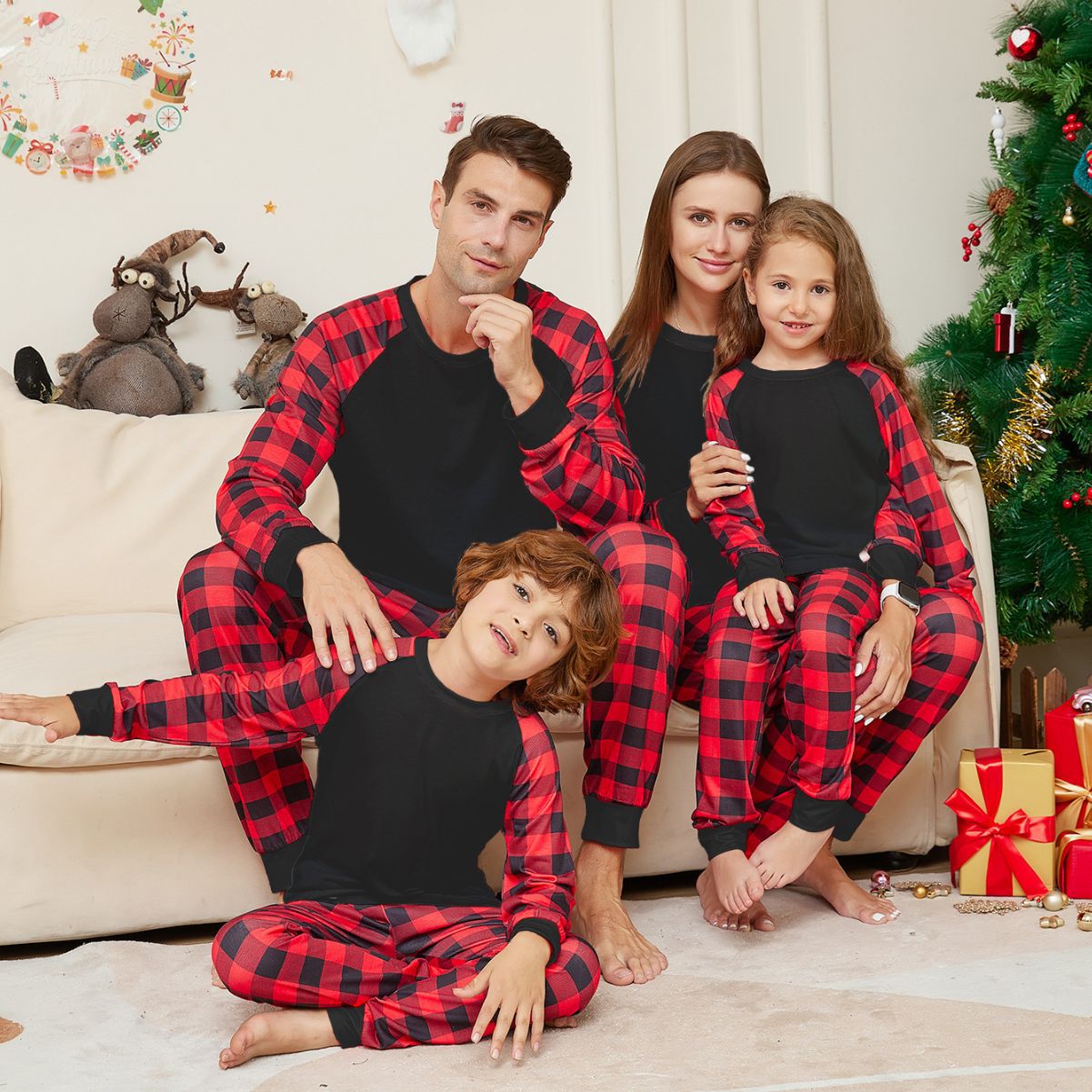 European and American Amazon Independent Station 2023 New Christmas Solid Color Plaid Printed Parent-Child Home Clothes Pajamas Set image
