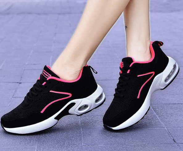 Women's Sports Shoes - Pink