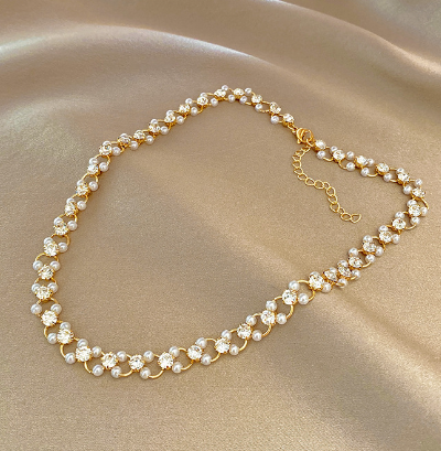 Necklace Image 3
