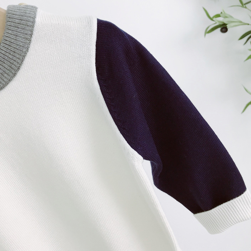 Baby Sweater Set Details