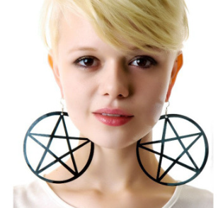 Exaggerated Star Earrings 3