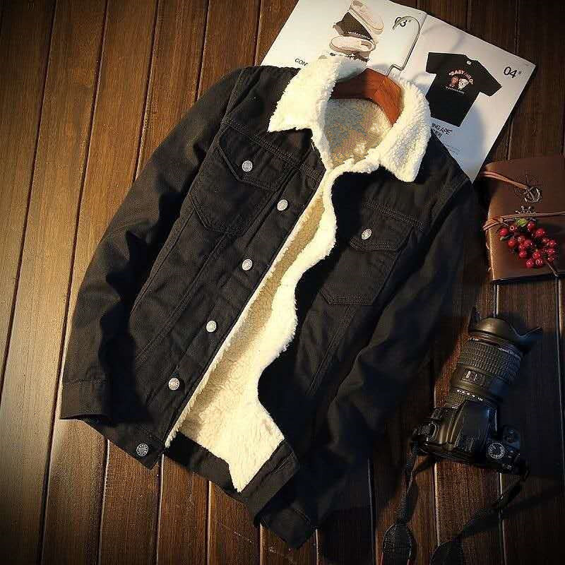 Men's Denim Jacket Details