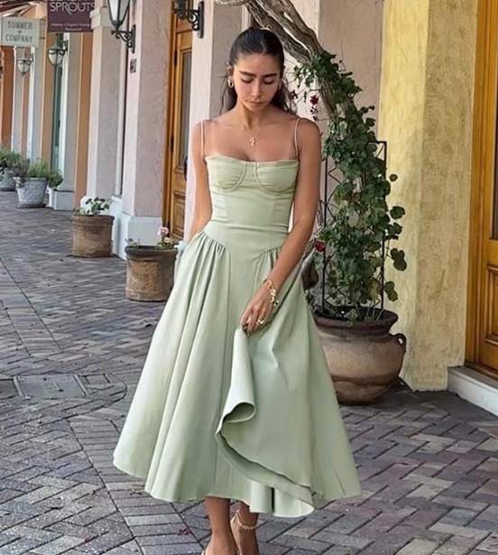 Dress Display 1