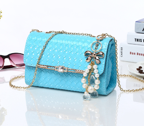 Diamond Chain Bag