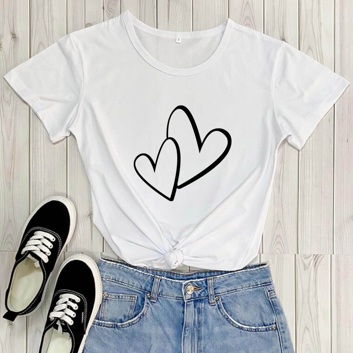 Hearts Love T-Shirt - Image 2
