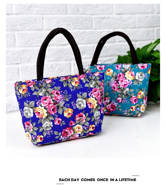 Women's Shoulder Bag in Different Colors