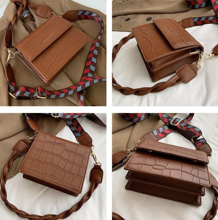 Chic small crossbody bag image 3