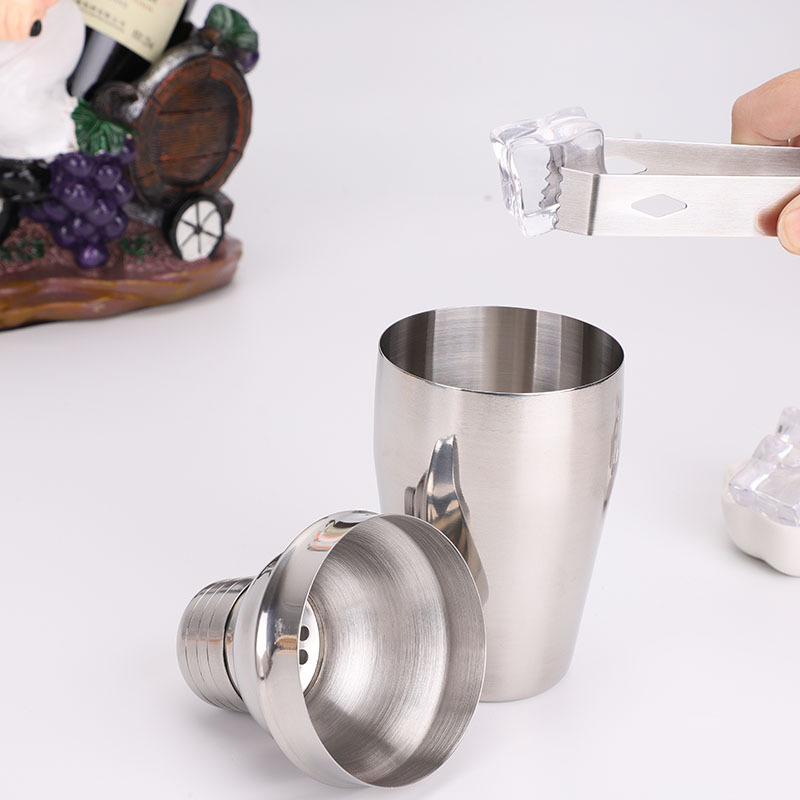 Cocktail Set Image 1