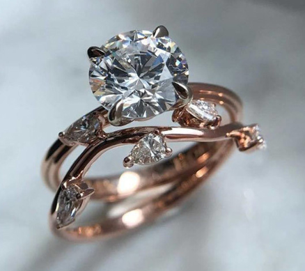 Leaf-Shaped Zirconia Ring Image 2
