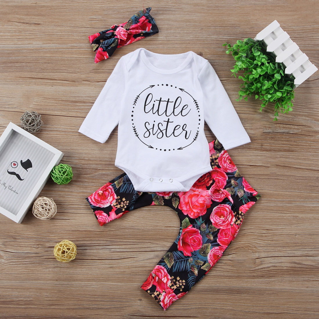Baby Outfit Image 3