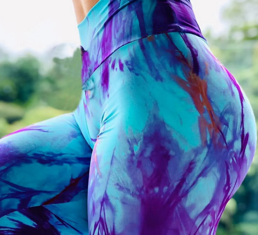 Yoga Pants Image 3