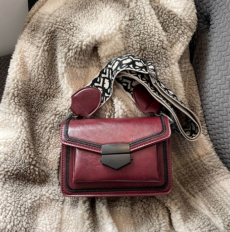 Crossbody Bag Image 2