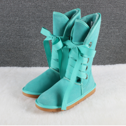 Warming Winter Boots Design
