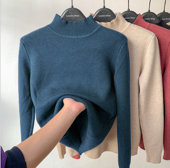 Fleece Sweater Image 9