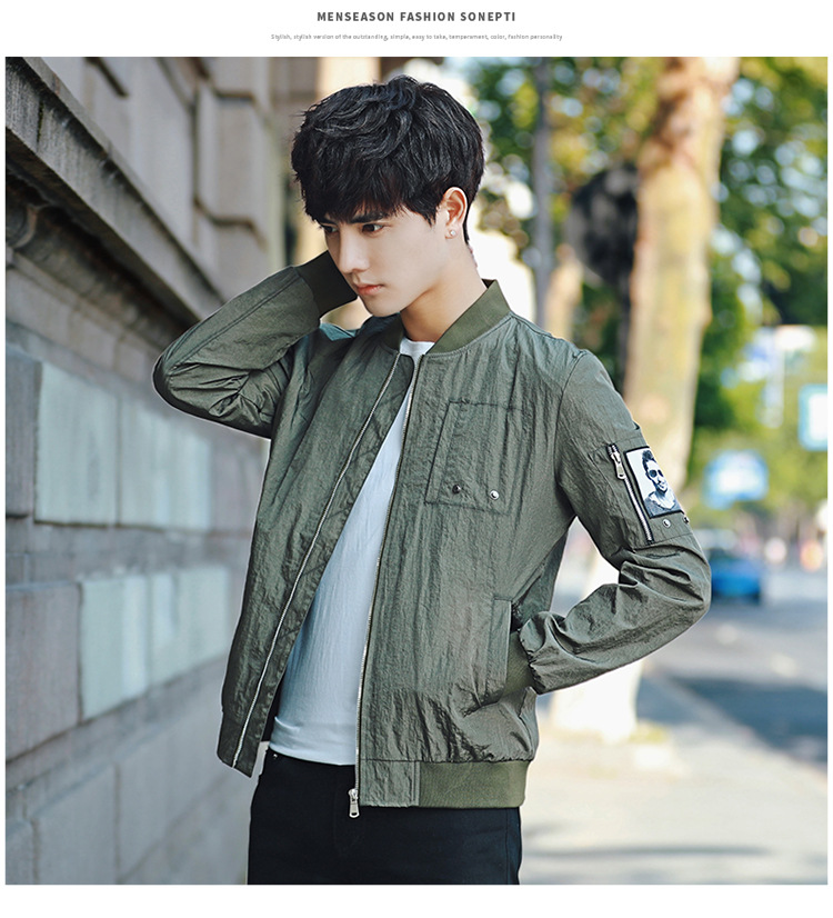 Men's Jacket in a Casual Setting