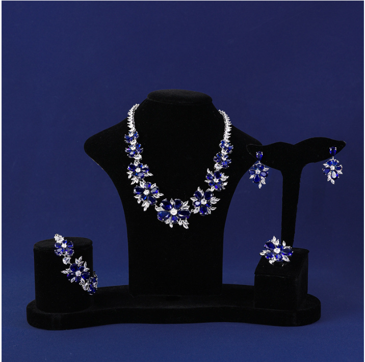 Floral Jewelry Set Image 4