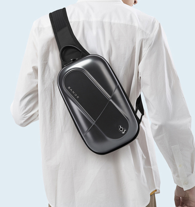 Chest Bag Image 3