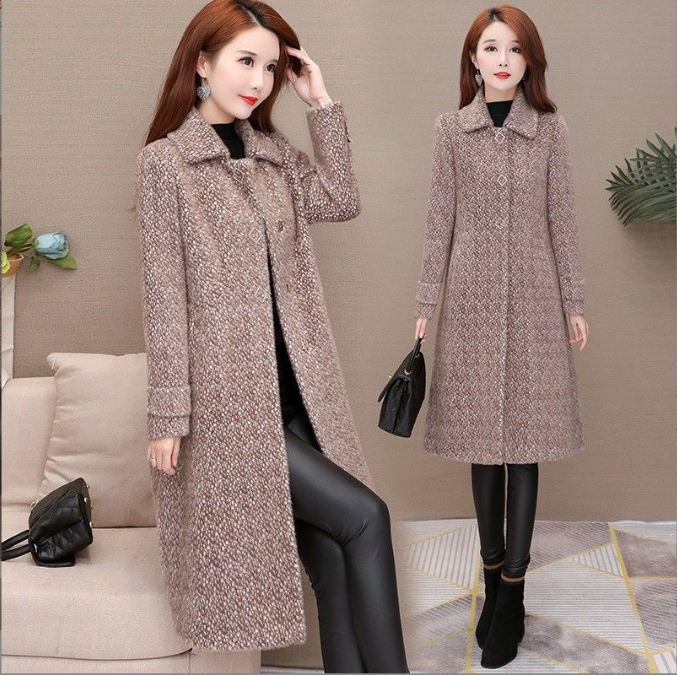 Women's Mid-length Padded Coat Image 2