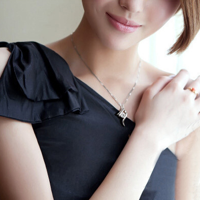 Silver Necklace Image 3
