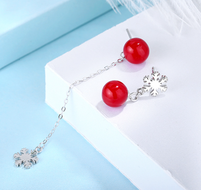 Snowflake Earrings Image 2