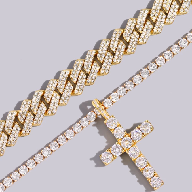 Cross Necklace Image 4