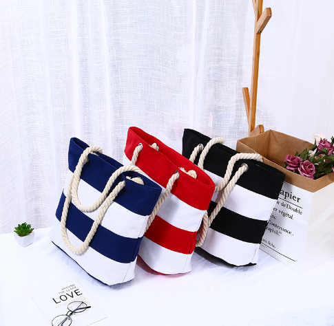 Color-block shoulder bag 4