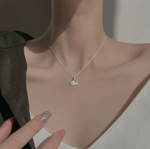 925 Silver Leaf Pendant