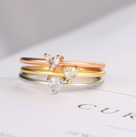 Elegant heart-shaped ring