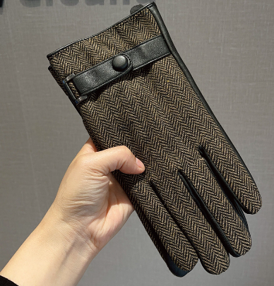 Glove Image 3