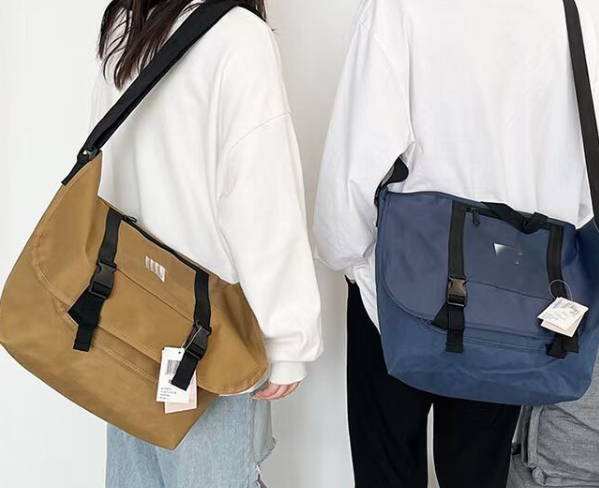 Messenger Bag Side View