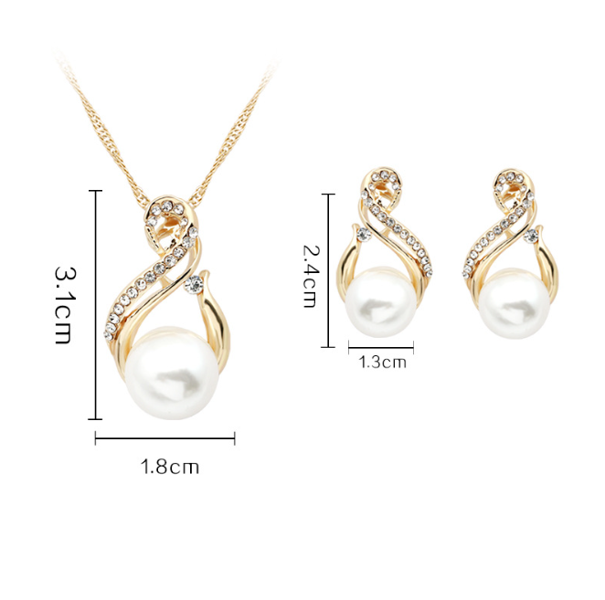 Pearl Necklace Set Image 3