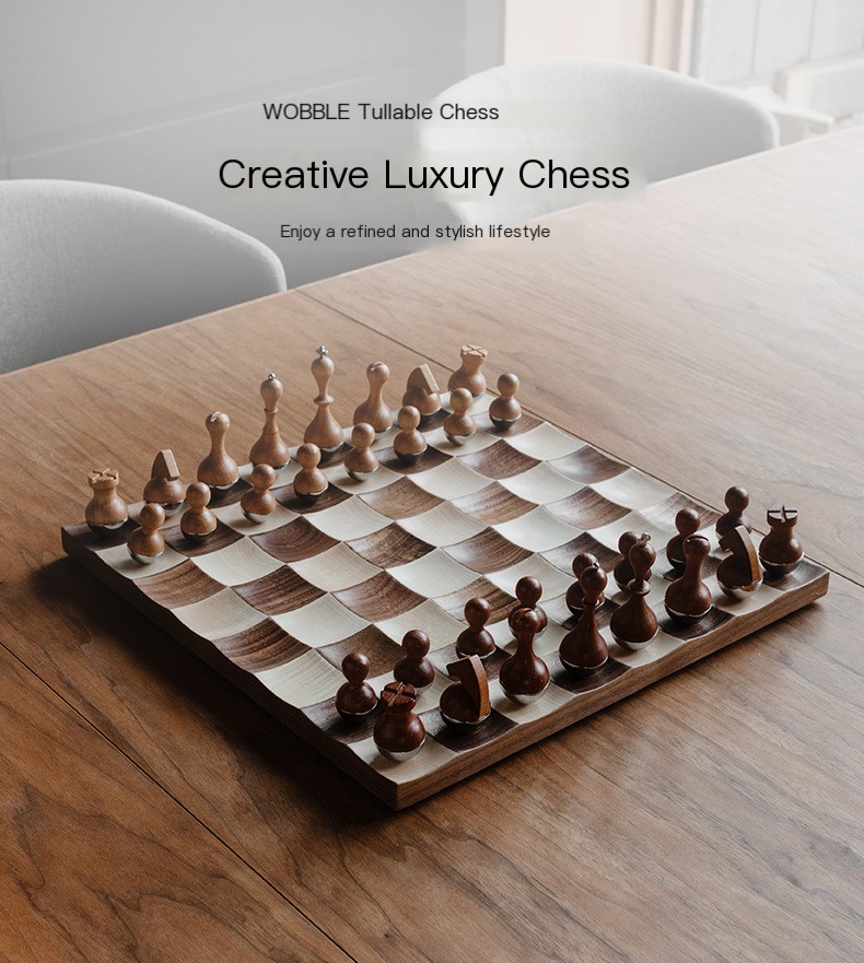 WOBBLE Tumbler Chess Set Image 1