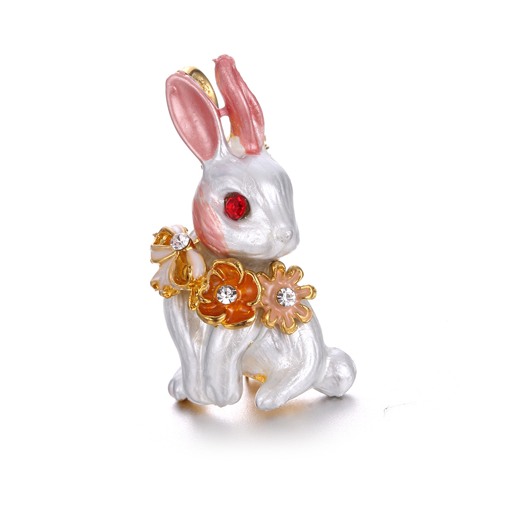 Little white rabbit oil drip high-grade enamel brooch image