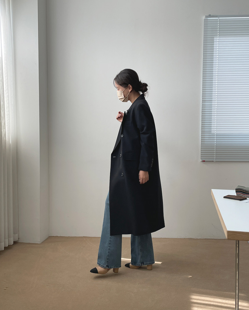 Double-breasted Coat Image 6