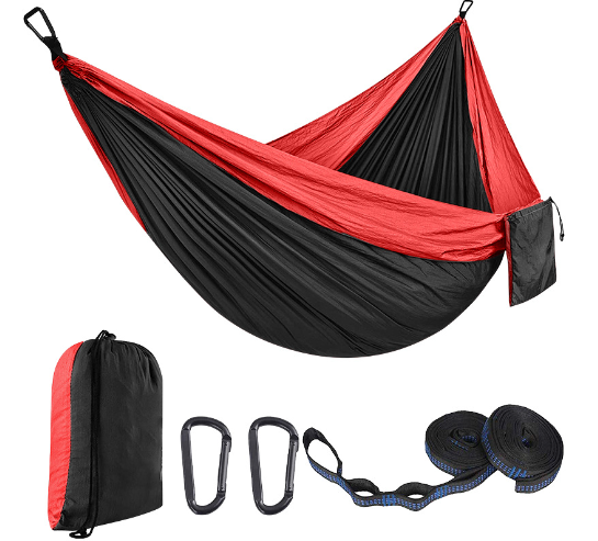 Hammock setup with steel buttons