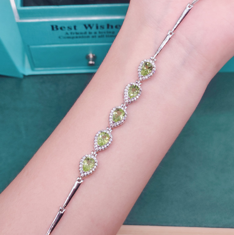 Inlaid Natural Olivine Bracelet