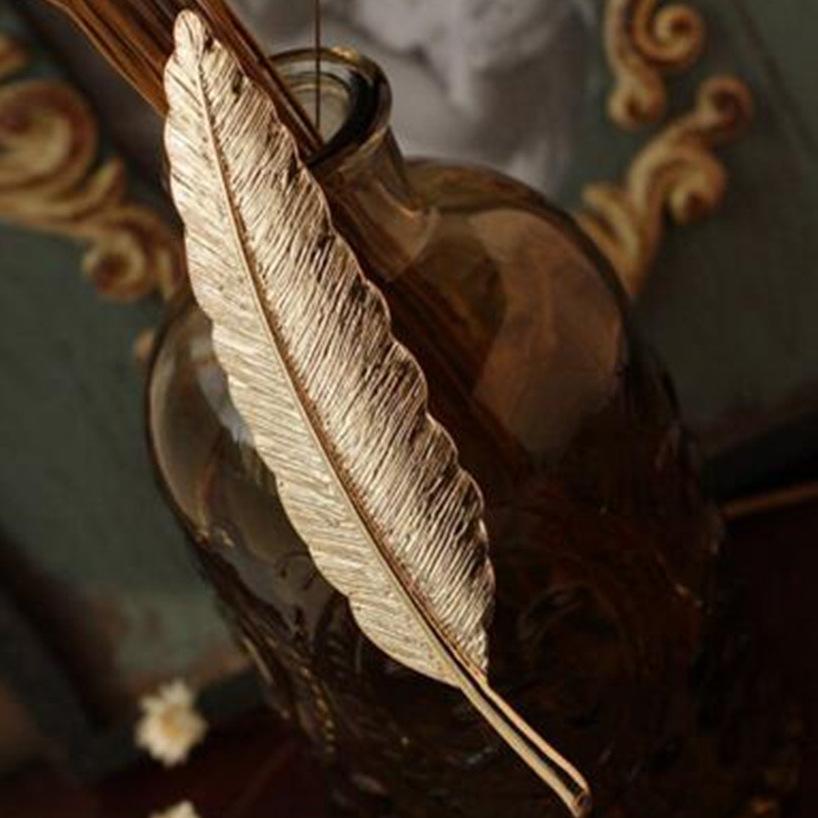 Metallic gold Feather Brooch for men image