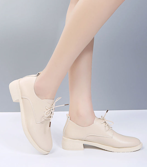 Creamy White Leather Shoes - Front View